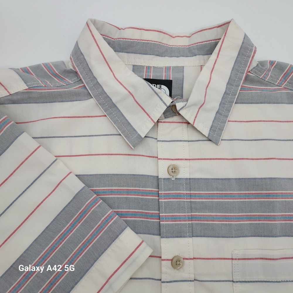 The North Face Mens Medium Striped Short Sleeve Button Down Shirt Grey Red White
